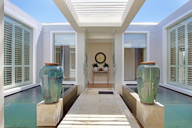 To Let 3 Bedroom Property for Rent in Steenberg Estate Western Cape